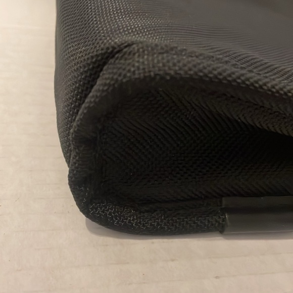 TUMI Padded Laptop Case - Picture 3 of 6